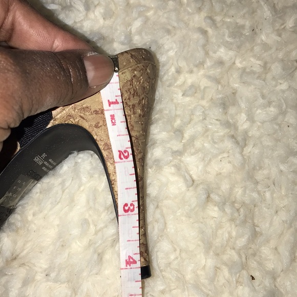 Heels - Picture 6 of 6